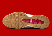 Chaussure de rue Nike Air Max 95 OG Levis Light Orewood Brown , semelle confortable, vu de dessous