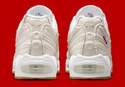 Chaussure de rue Nike Air Max 95 OG Levis Light Orewood Brown , semelle confortable , vu de derrière