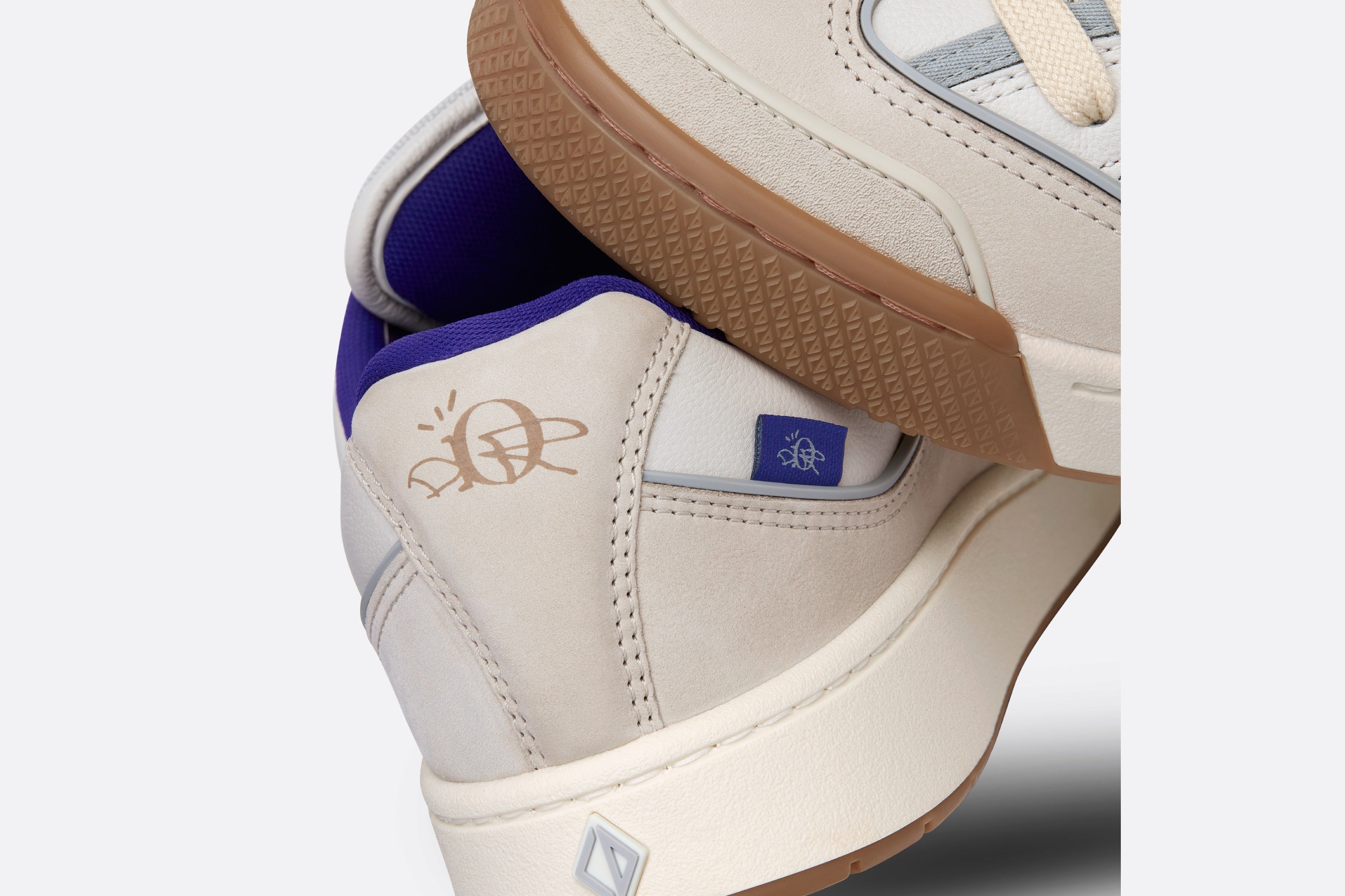 Dior B713 CACTUS JACK Cream – GlobalSneakers