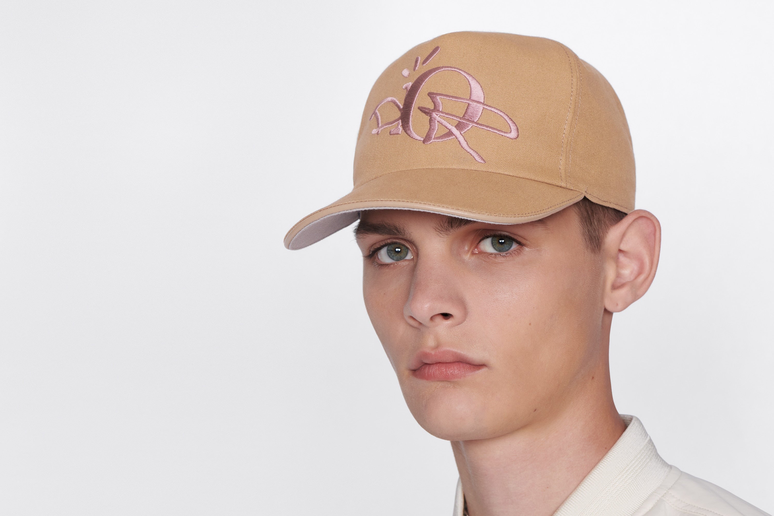DIOR × TRAVIS SCOTT CACTUS JACK キャップ Dior x CACTUS JACK Baseball Cap Beige – GlobalSneakers
