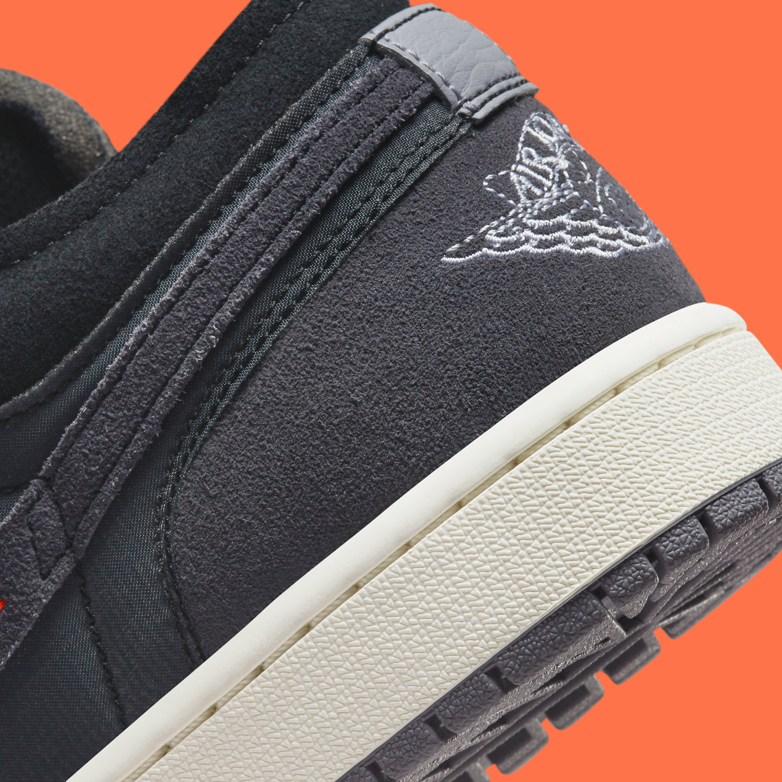 Jordan 1 Low Craft Inside Out Black