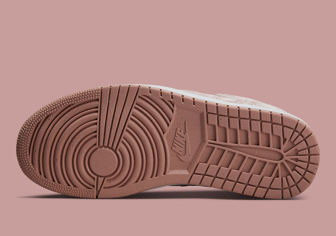 Air Jordan 1 Low SE Pink Velvet