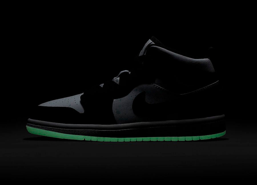 Air Jordan 1 Mid White Black Teal Tint