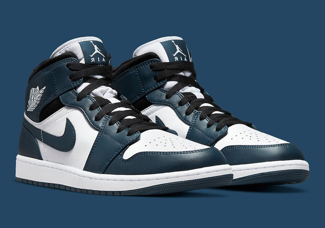 Air Jordan 1 Mid Armory Navy