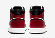 Air Jordan 1 Mid Chicago Toe