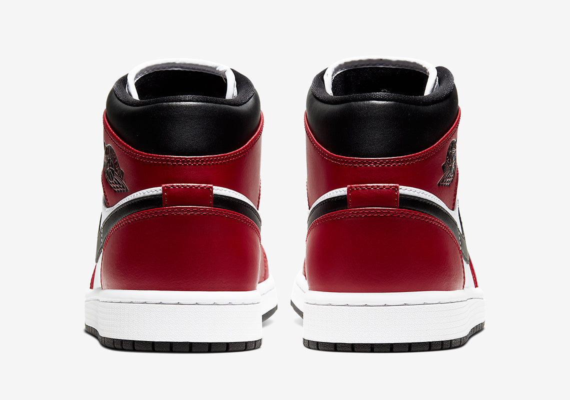Air Jordan 1 Mid Chicago Toe