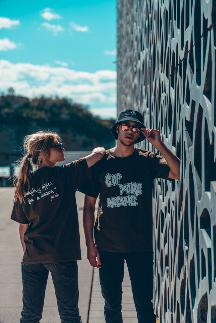 T-shirt - "Cop Your Dreams" marron