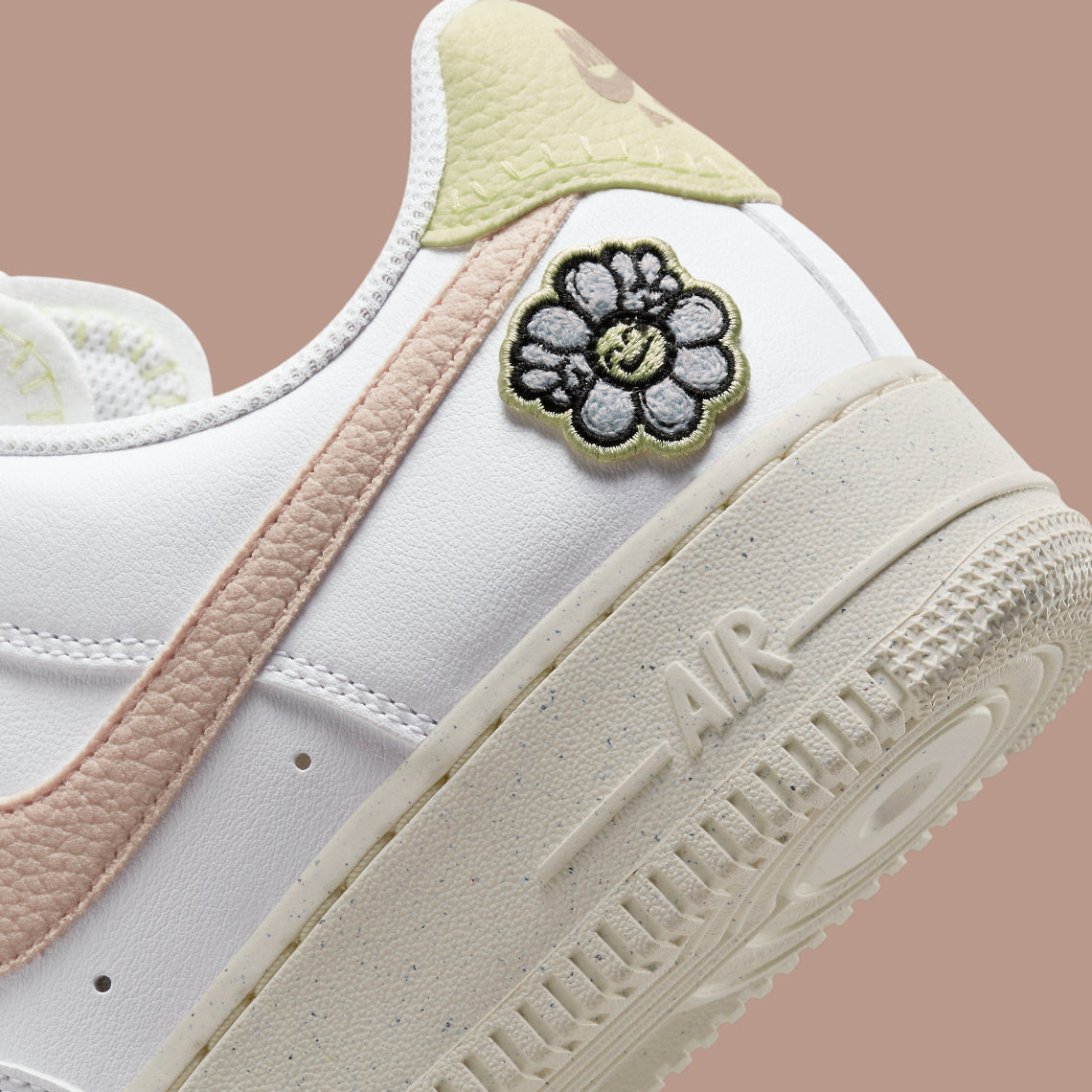 Nike Air Force 1 Low '07 SE Next Nature White Pink Oxford