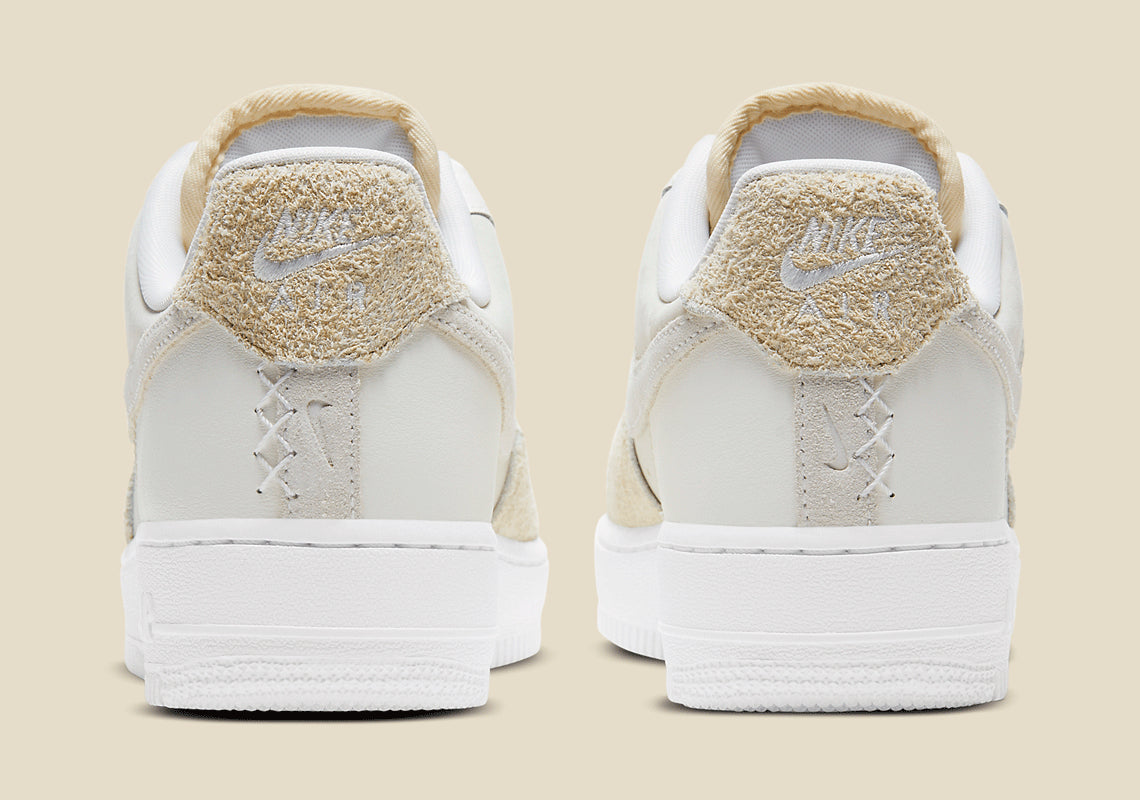 Nike Air Force 1 07 Coconut Milk