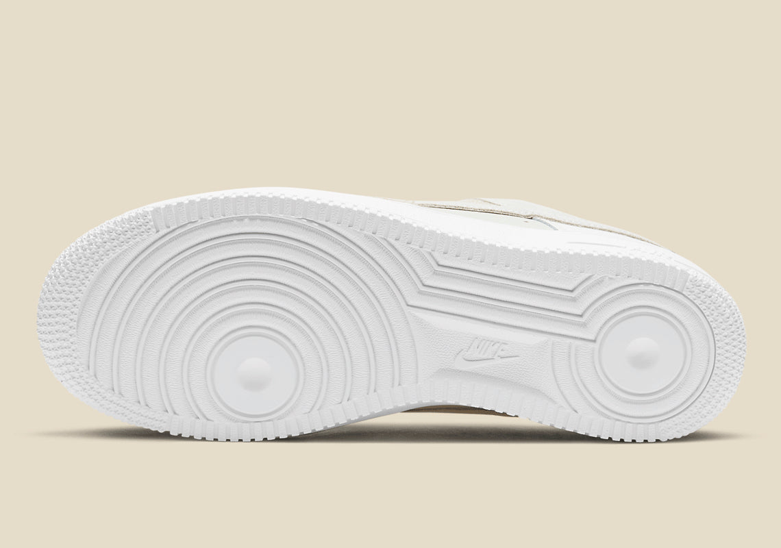 Nike Air Force 1 07 Coconut Milk