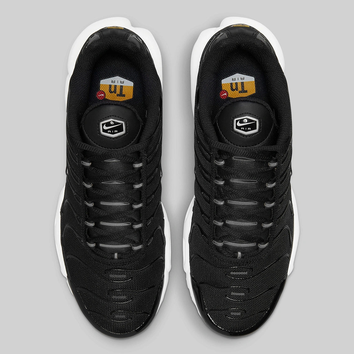 Nike Air Max Plus Black White