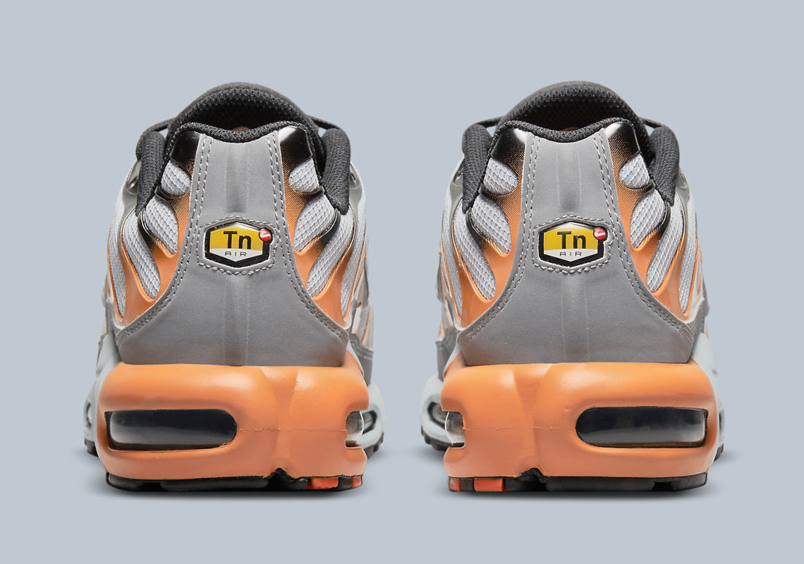 Nike Air Max Plus Grey Orange GlobalSneakers