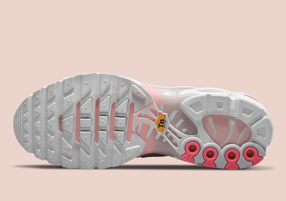Nike Air Max Plus White Pink