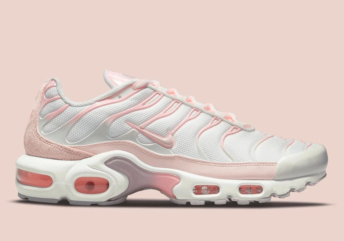 Nike Air Max Plus White Pink