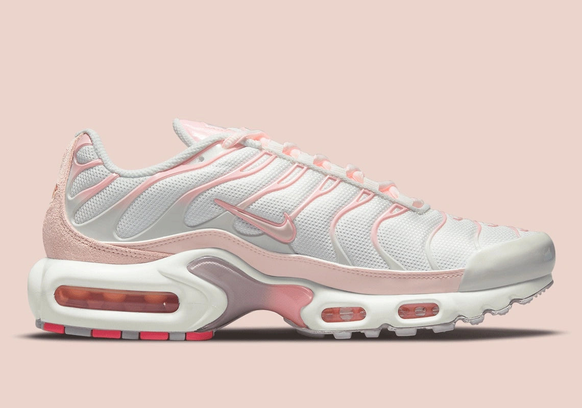 Nike Air Max Plus White Pink