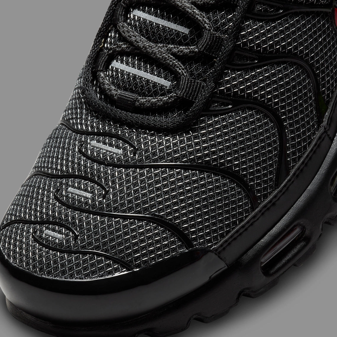 Nike Air Max Plus Metal Mesh Black Red