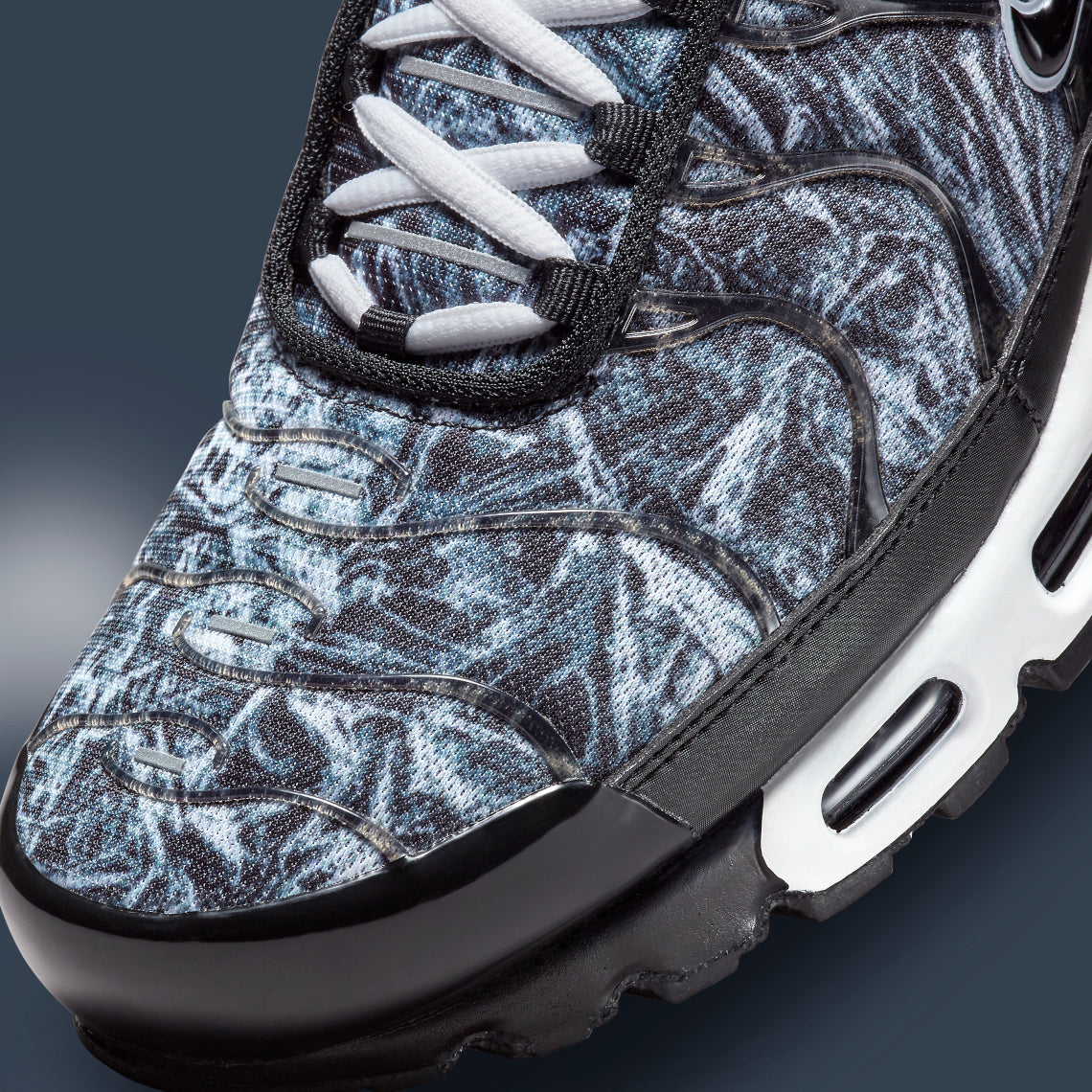 Nike Air Max Plus Dark Smoke Grey – GlobalSneakers