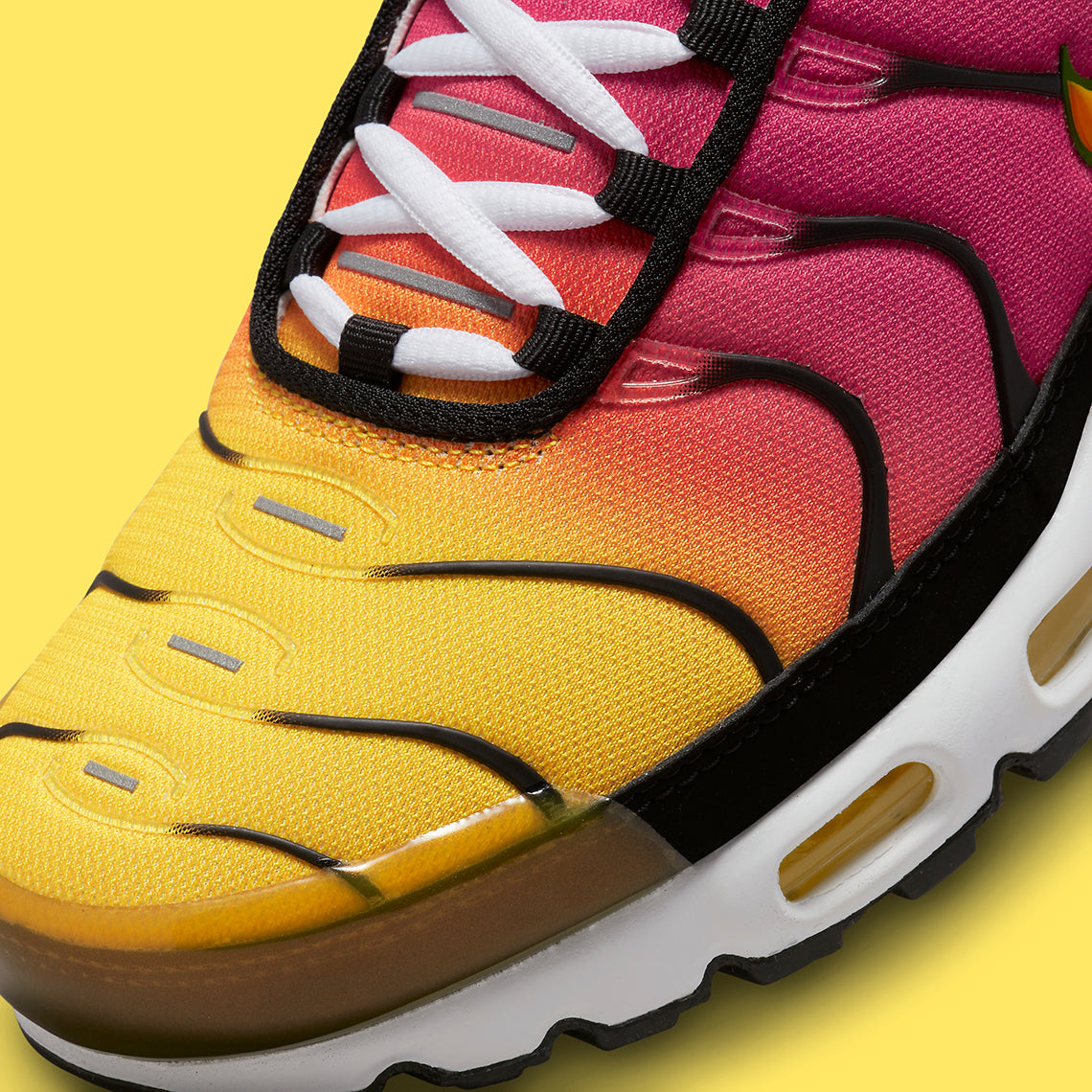 Nike Air Max Plus Yellow Pink Gradient