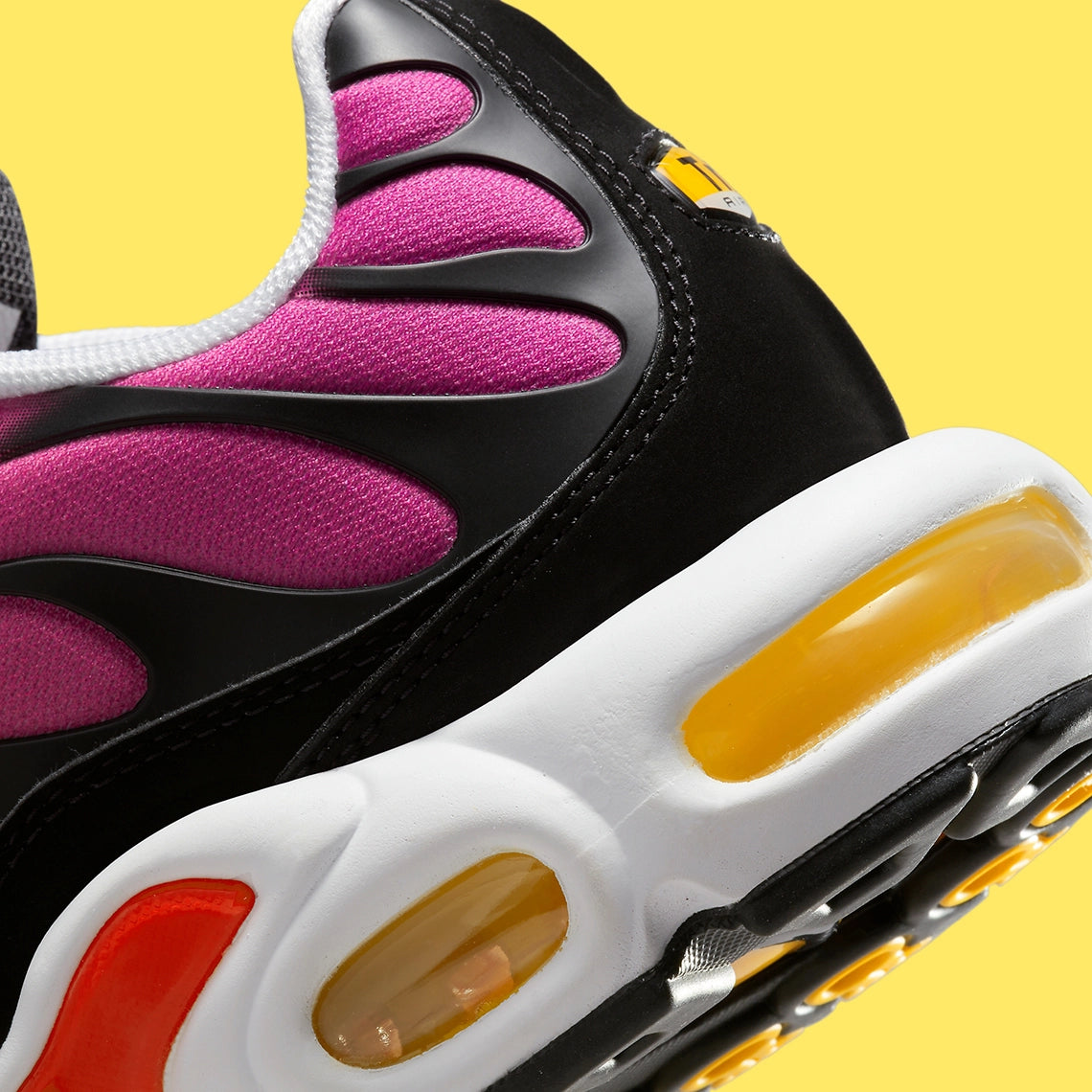 Nike Air Max Plus Yellow Pink Gradient