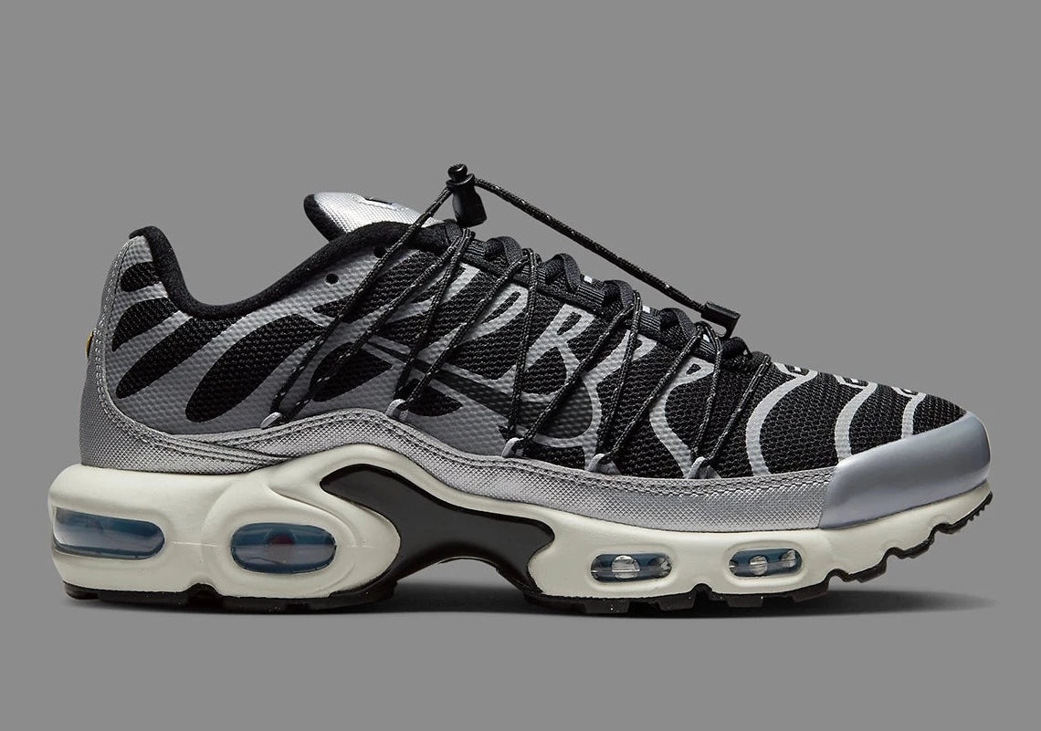Nike Air Max Plus Lace Toggle Black Silver