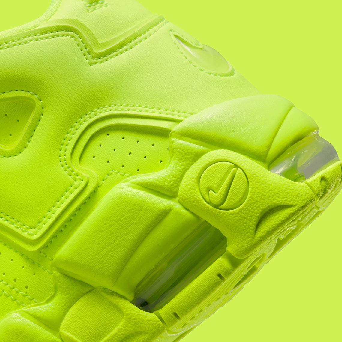 Nike Air More Uptempo 96 Volt