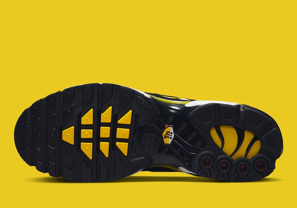 Nike Air Max Plus Black Tour Yellow