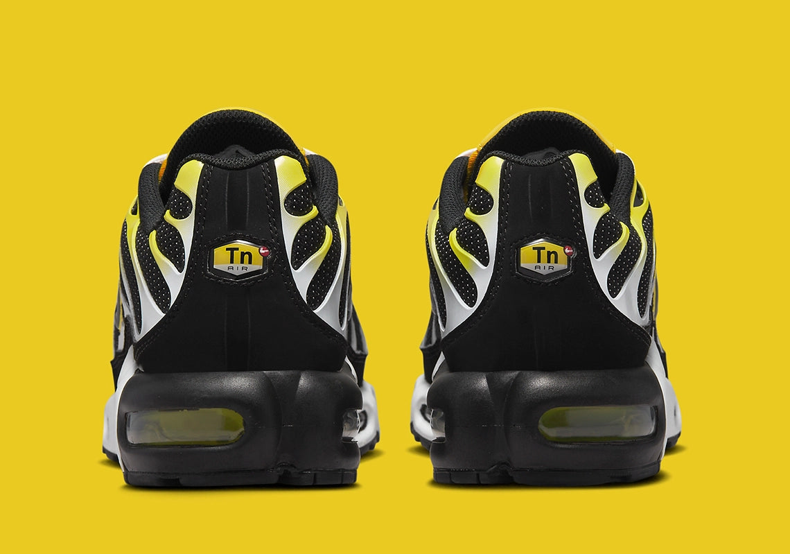 Nike Air Max Plus Black Tour Yellow