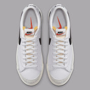 Nike - Blazer Low 77 Vintage White Black