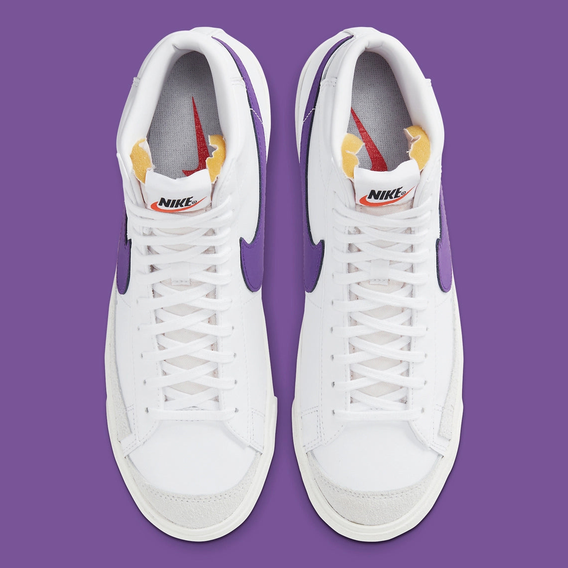 Nike - Blazer Mid 77 Vintage White Voltage