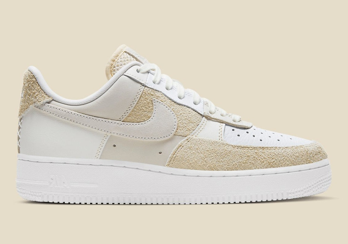 Nike Air Force 1 07 Coconut Milk