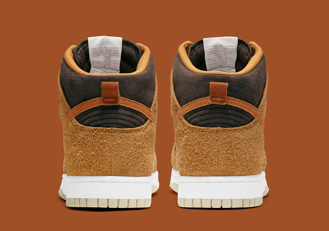 Nike Dunk High PRM Dark Russet