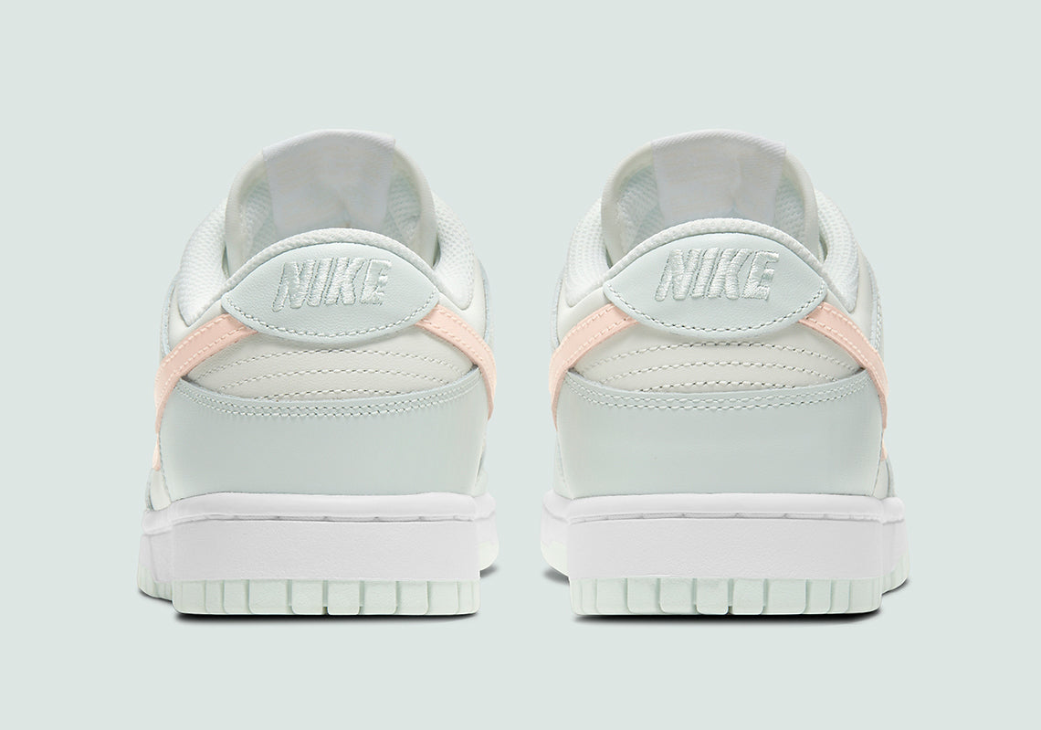 Nike Dunk Low Barely Green