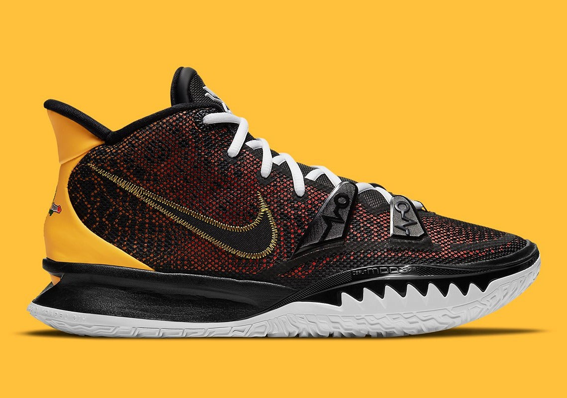 NikeKyrie7Raygun2.jpg