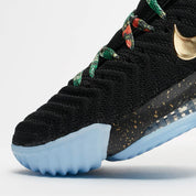 Nike LeBron 16 Watch the Throne zoom avant