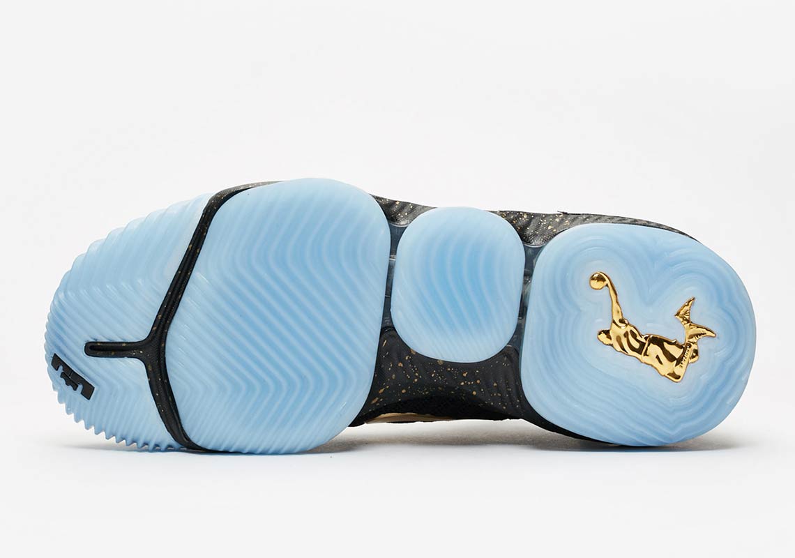 Nike LeBron 16 Watch the Throne semelle