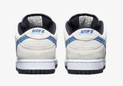 Nike SB - Dunk Low Truck It