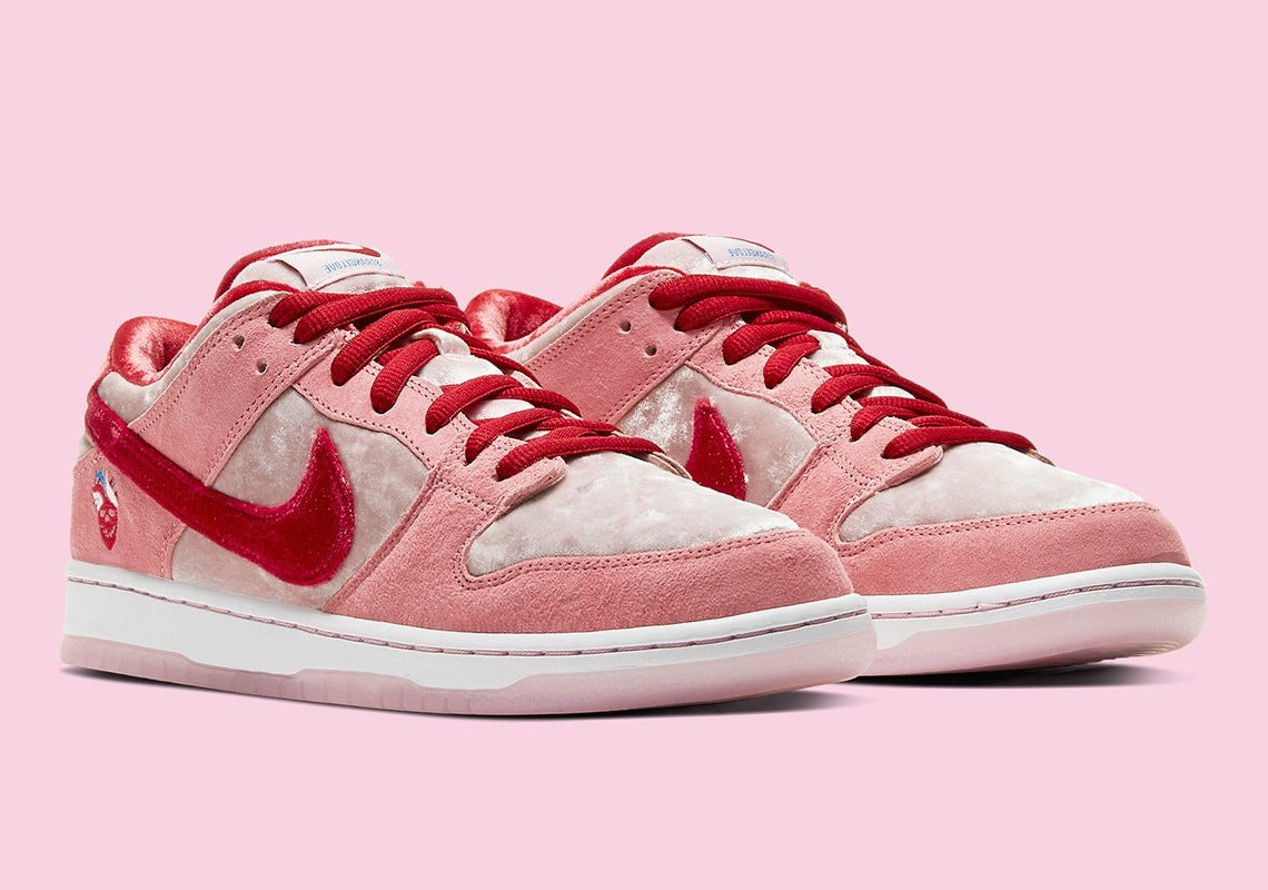 Pink Nike Sb Dunk Low Strangeloves Nike SB Dunk Low StrangeLove