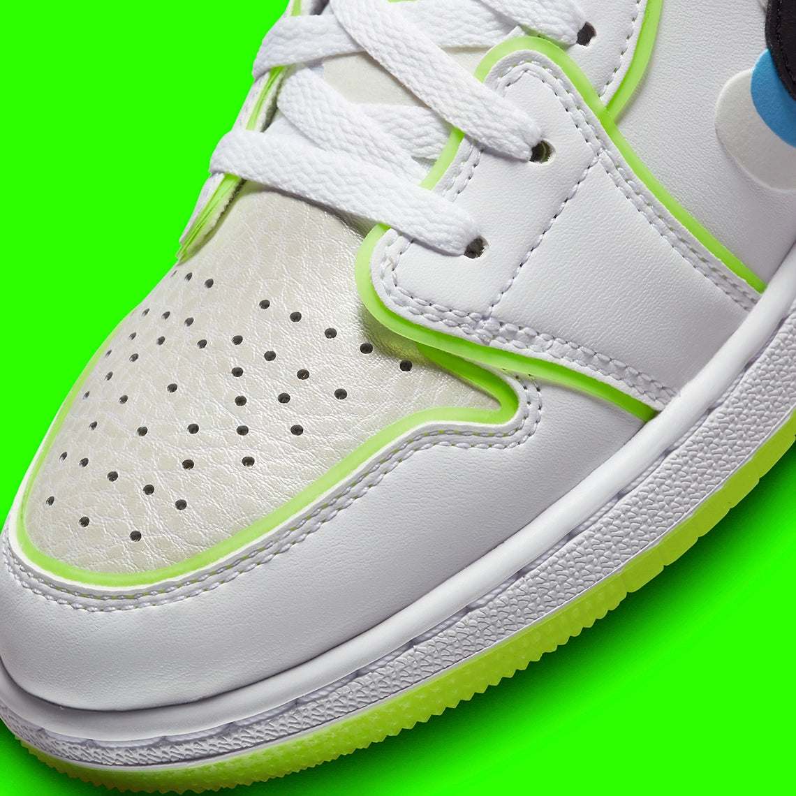 Jordan 1 Low SE Warped Swoosh