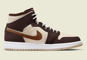 Air Jordan 1 Mid SE Brown Basalt Oatmeal