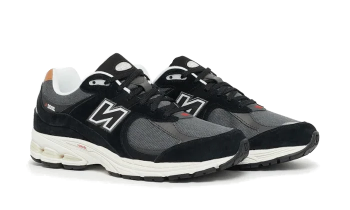 New Balance 2002R Black Sepia