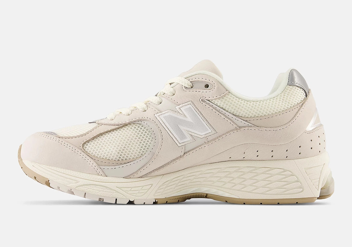 New Balance 2002R White Ivory