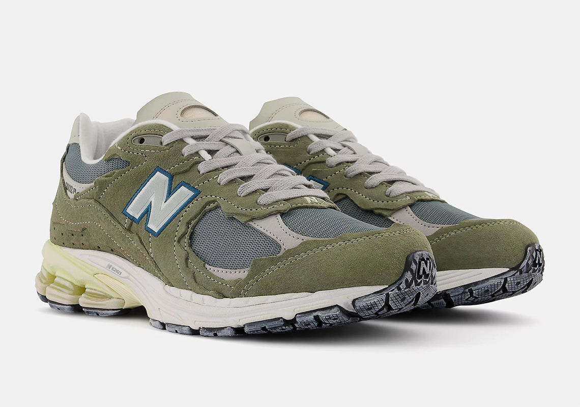 New Balance 2002R Protection Pack Mirage Grey