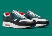 Nike Air Max 1 LeBron James Liverpool F.C.