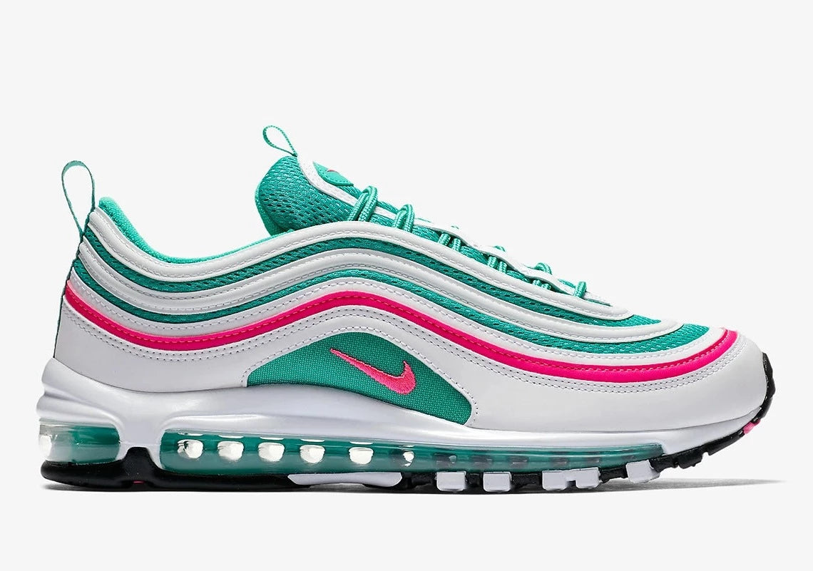 Nike Air Max 97 South Beach avec tige en mesh et cuir aux tons turquoise, rose et blanc, unité Max Air visible sur toute la longueur et semelle extérieure en caoutchouc.