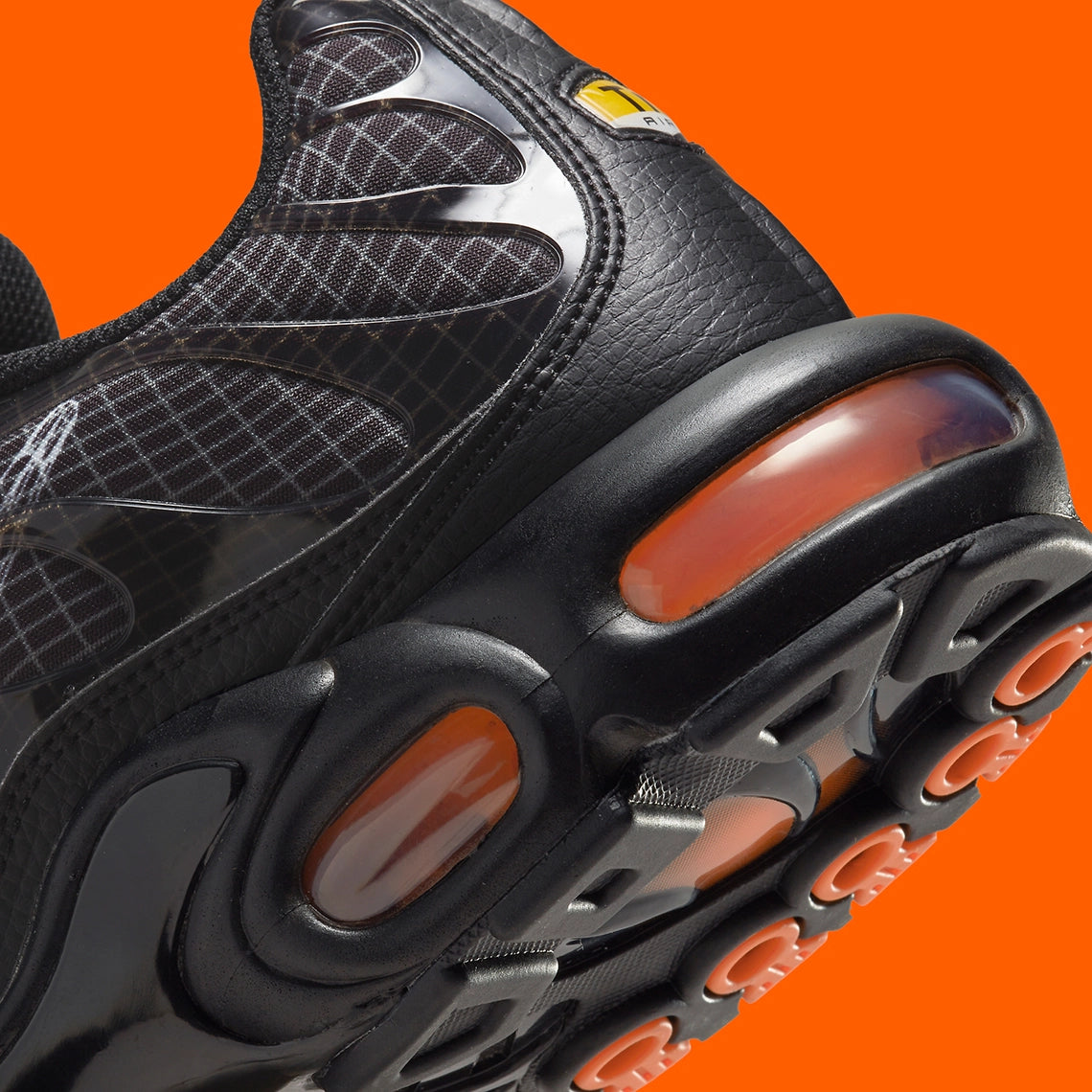Nike Air Max Plus 3D Swoosh Black