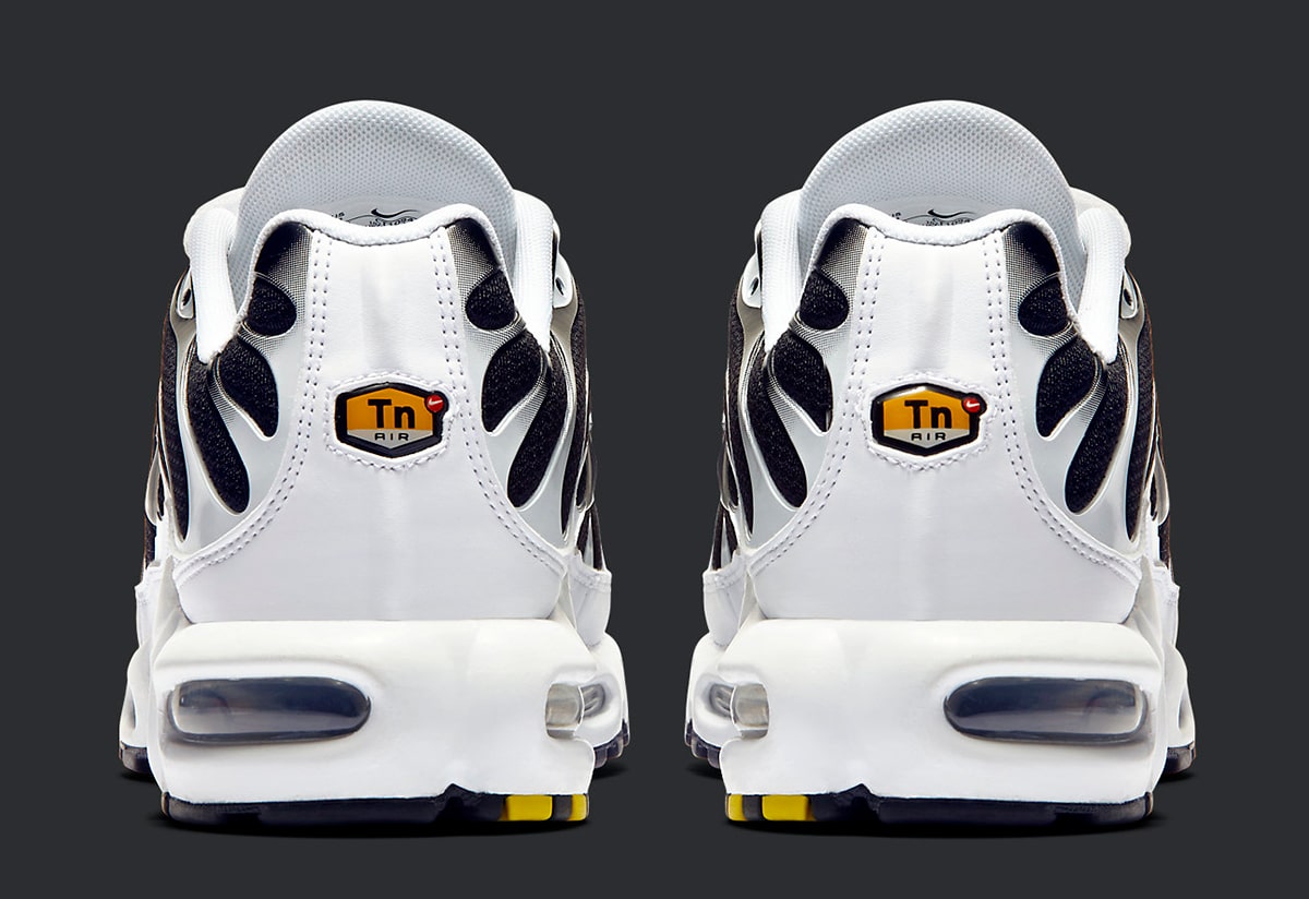 Nike Air Max Plus White Black Metallic Pewter