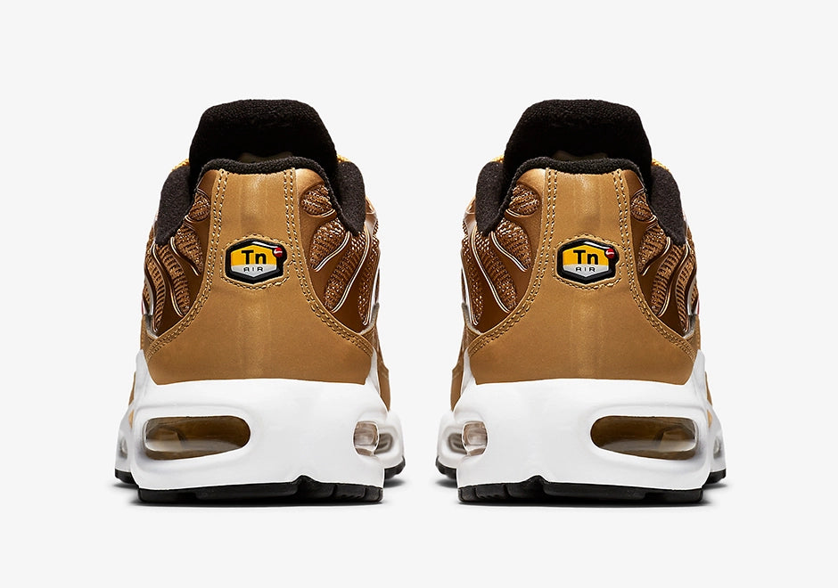 Nike Air Max Plus Metallic Gold