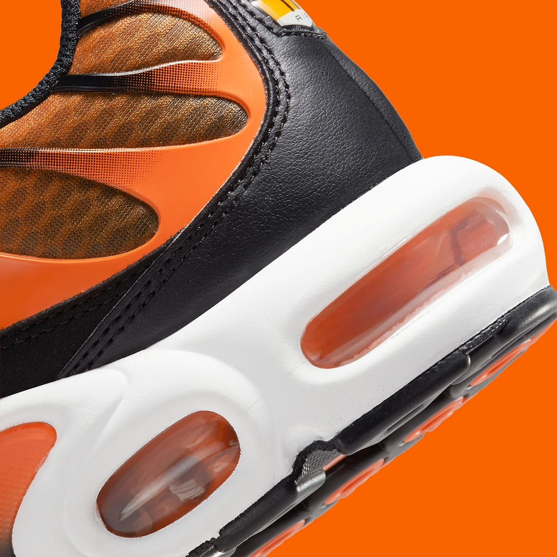 Nike Air Max Plus Safety Orange Black