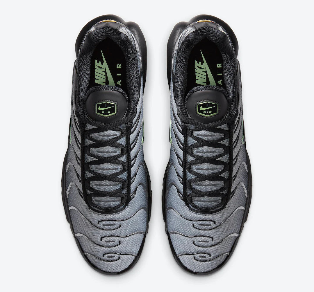 Nike Air Max Plus Black Particle Grey Vapour Green