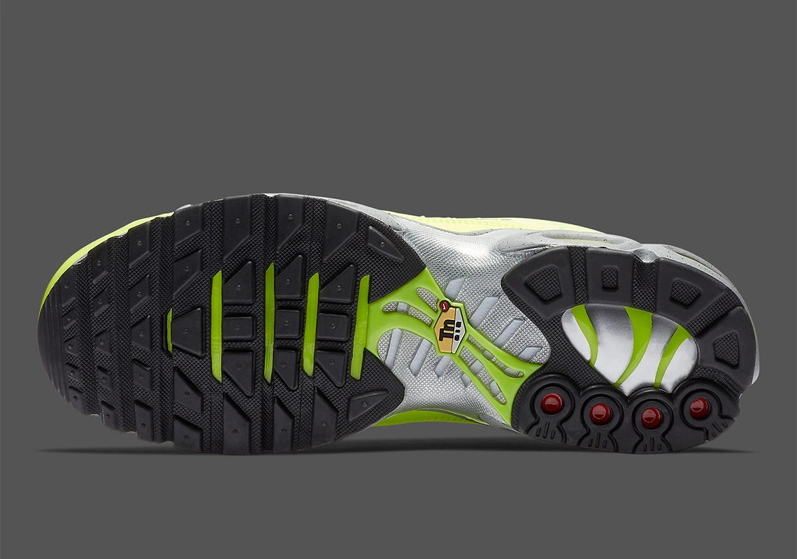 Nike Air Max Plus Full Volt